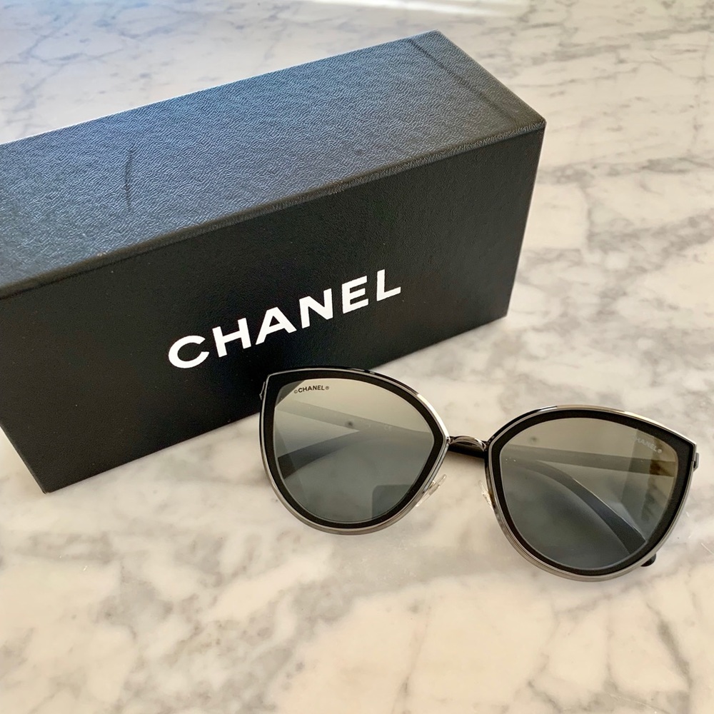 ✨AUTHENTIC✨ CHANEL Cat Eye Sunglasses